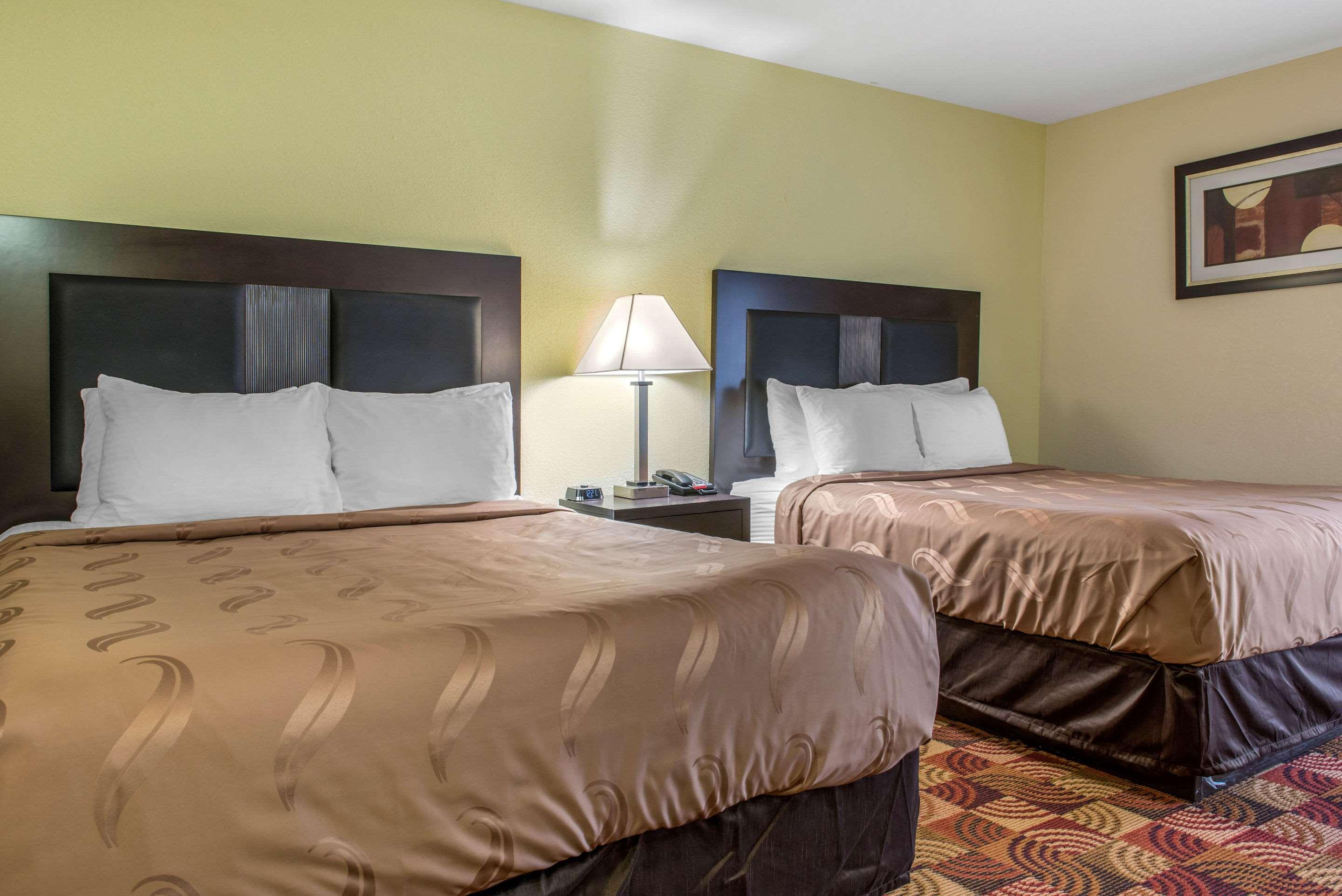 Quality Inn Bloomington Near University Экстерьер фото