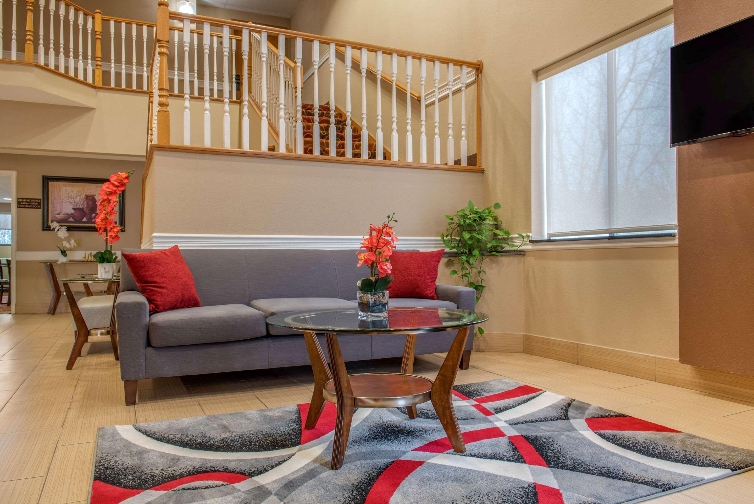 Quality Inn Bloomington Near University Экстерьер фото
