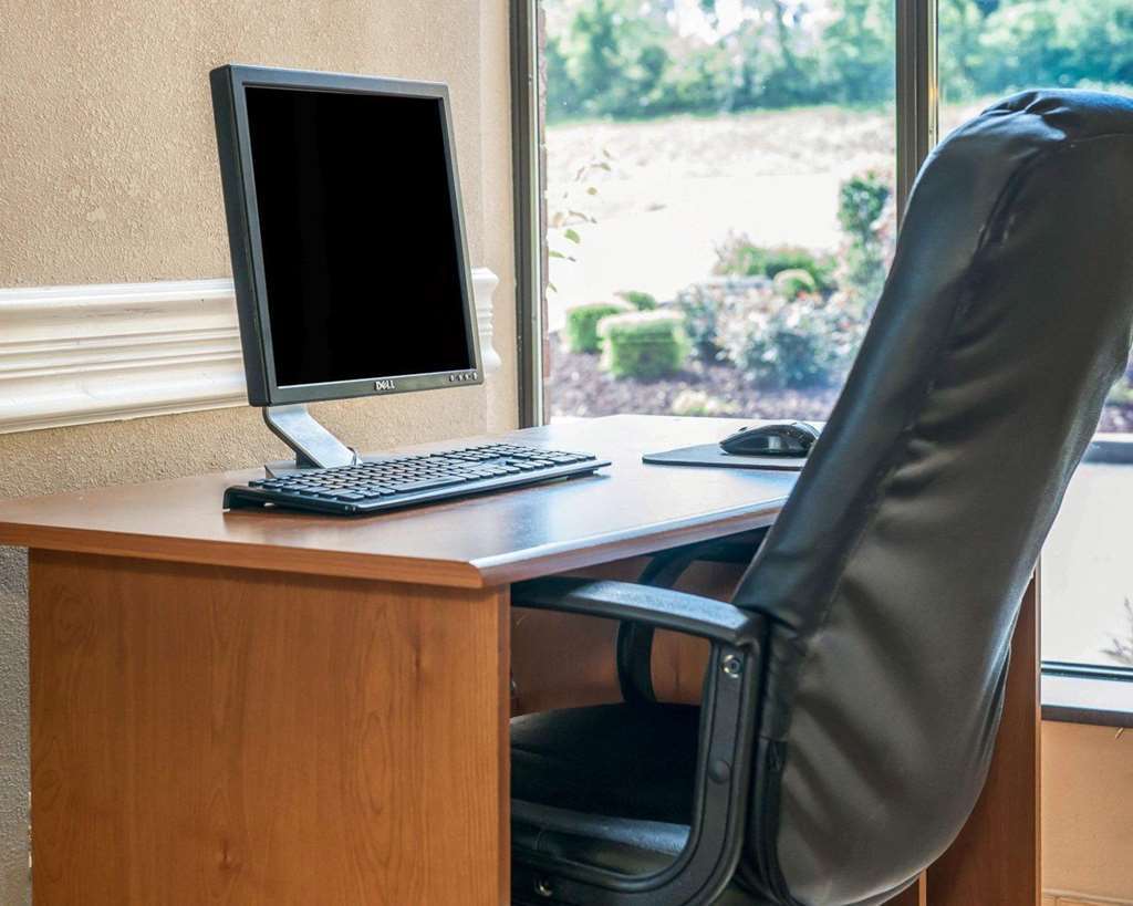 Quality Inn Bloomington Near University Удобства фото